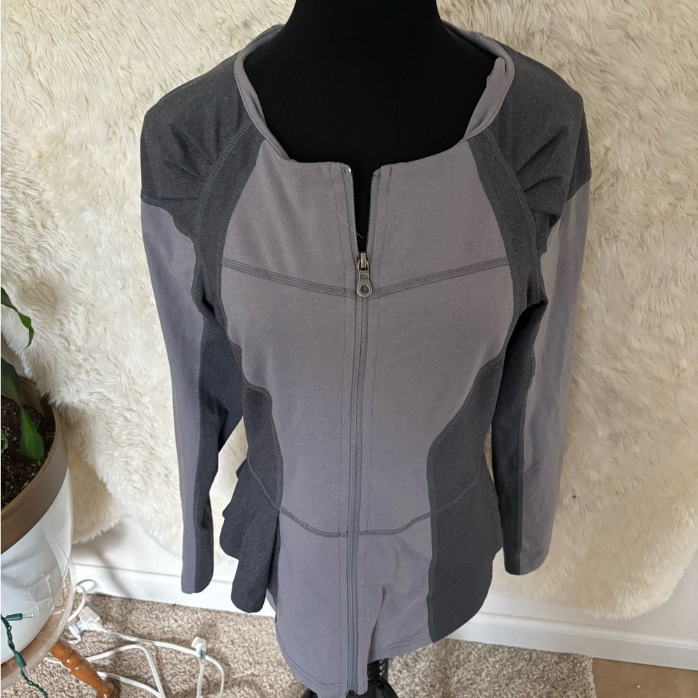 Jacket - Picture 2 of 9